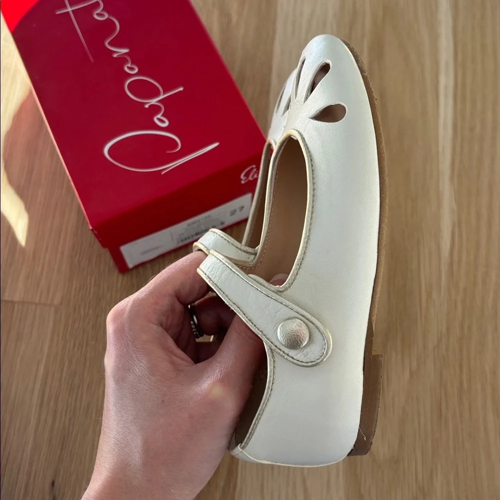 Eli 1957 Off-White Leather Cut Out Mary Jane Shoes for Little Girls